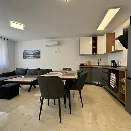 Apartman Cosic Crikvenica Exterior photo